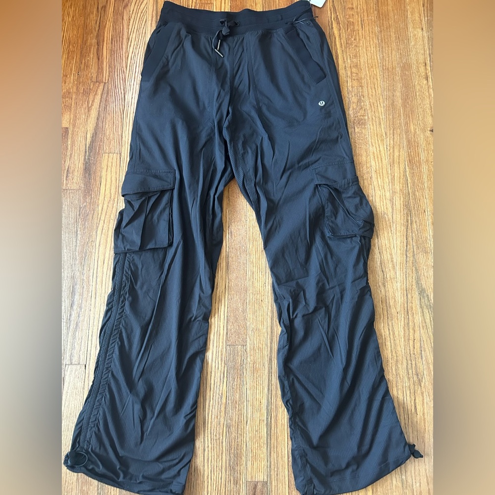 Lululemon Black Dance Studio with Relaxed Fit MR Cargo Pant